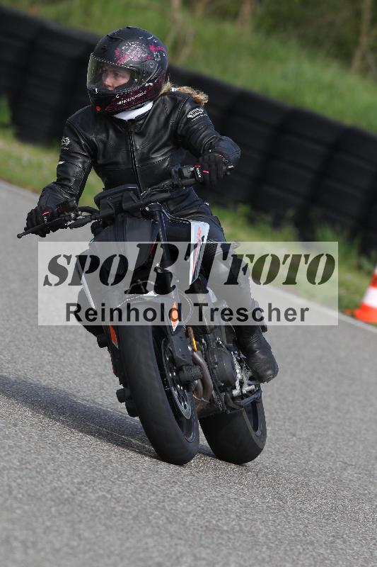 Archiv-2025/10 23.04.2025 Cornu Master School ADR/gruen-vert/67